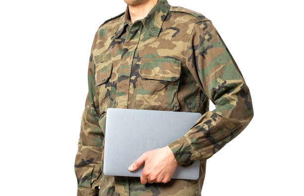 istock soldier with laptop 1390646129