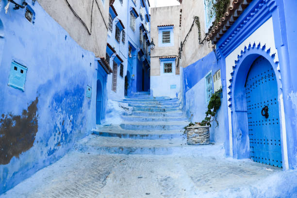 istock Street in Chefchaouen, Morocco 1390646573