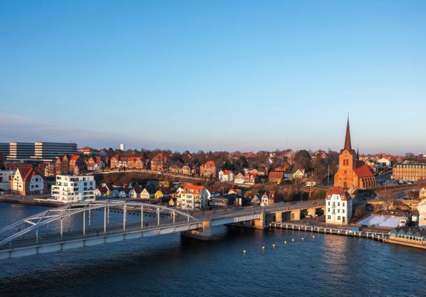 덴마크 sønderborg의 �공중 도시 풍경 - als 뉴스 사진 이미지