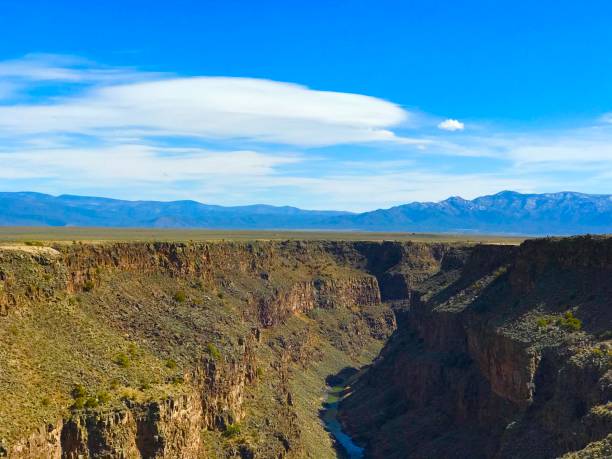 gola del rio grande - rio grande new mexico river valley foto e immagini stock