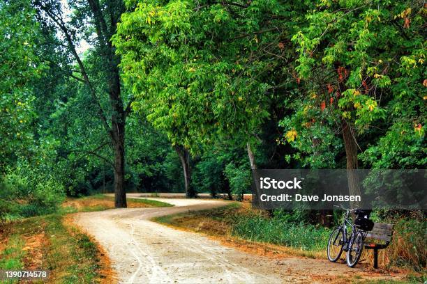 Plains River Trtail Stock Photo - Download Image Now - Illinois, Woodland, Cycling