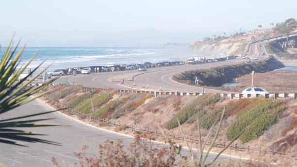 istock Pacific coast highway, Torrey Pines state beach, ocean waves, coastal California 1390745804