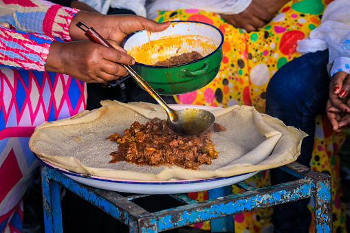 Comida Tradicional - Carne Guisada con Injeira en Asmara photo