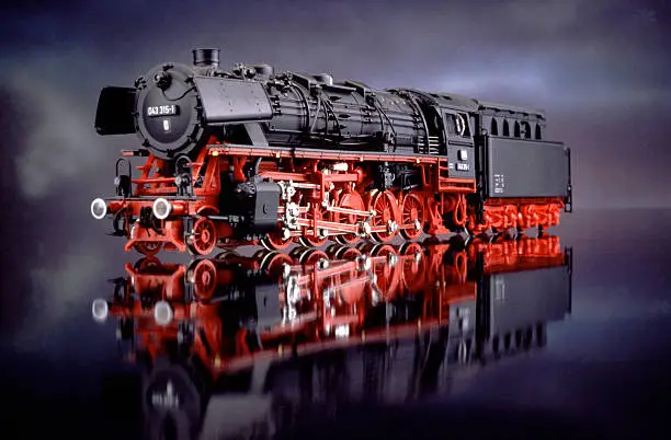 Steam engine in scale 1:87. (No unsharpen mask used)