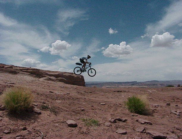 istock The seemingly not so big jump. 139084029
