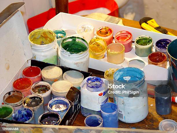 Satz Von Farben In Unordnung Stockfoto und mehr Bilder von Bunt - Farbton - Bunt - Farbton, Chaos, Einmachglas