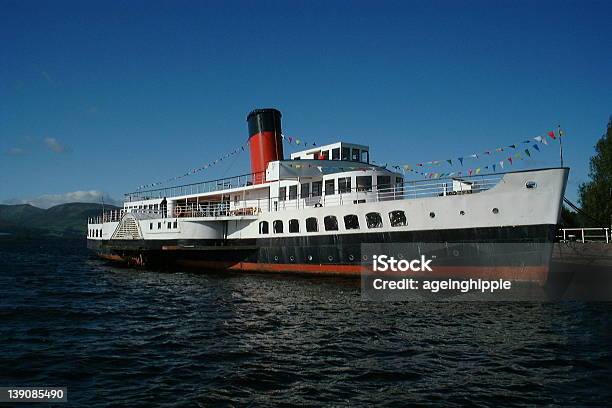 Foto de Ps Maid Do Loch e mais fotos de stock de Arte e Artesanato - Assunto - Arte e Artesanato - Assunto, Azul, Barco a vapor