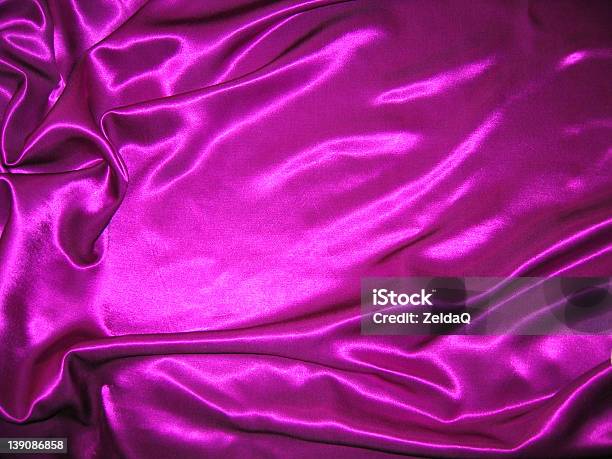 Textura De Cetim Roxo - Fotografias de stock e mais imagens de Abstrato - Abstrato, Cetim, Desejo - Emoção