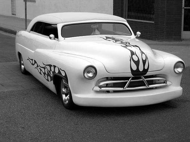 istock A Flamed Car 139086980