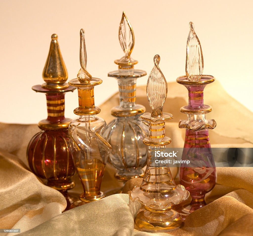 Botella de Perfume serie 04 - Foto de stock de Arabia libre de derechos