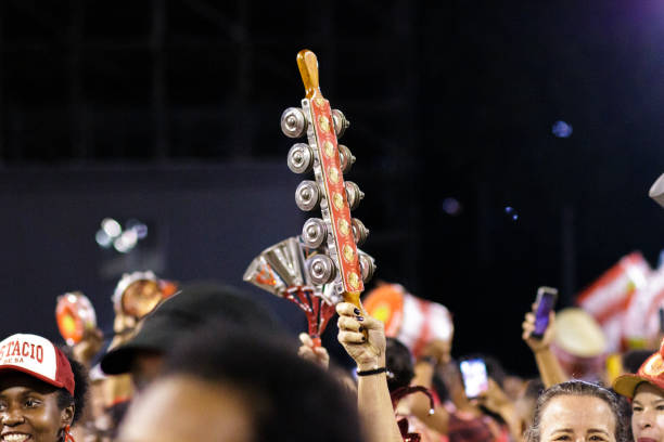 prova tecnica della scuola di samba estacio de sa al marques de sapucai di rio de janeiro, brasile - samba school parade foto e immagini stock