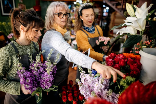 istock Flower Shop 1390877380
