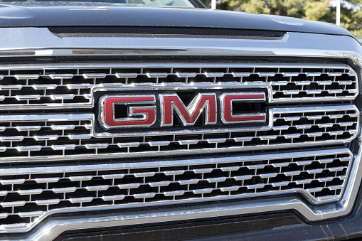 Kokomo - Circa April 2022: GMC Truck and SUV dealership. GMC and Buick are divisions of General Motors.