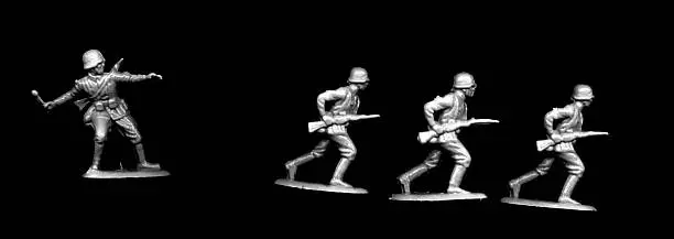 some soldiers running