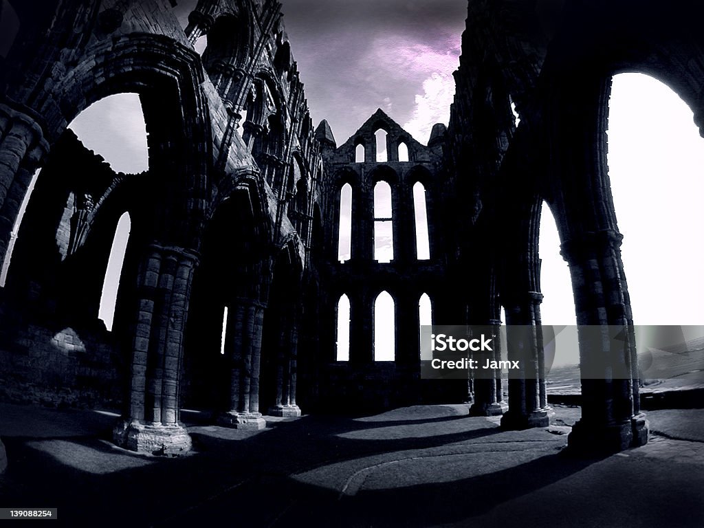 Abbazia di Dracula Whitby Regno Unito - Foto stock royalty-free di Abbazia di Whitby