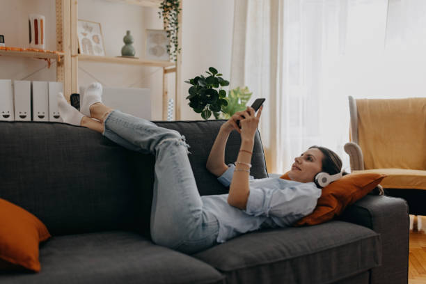 istock Internet takes up all my free time 1390885457