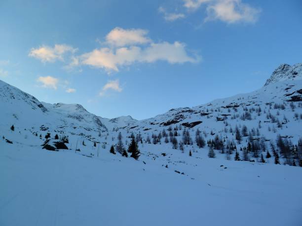 istock Italian alps with snow 1390889313