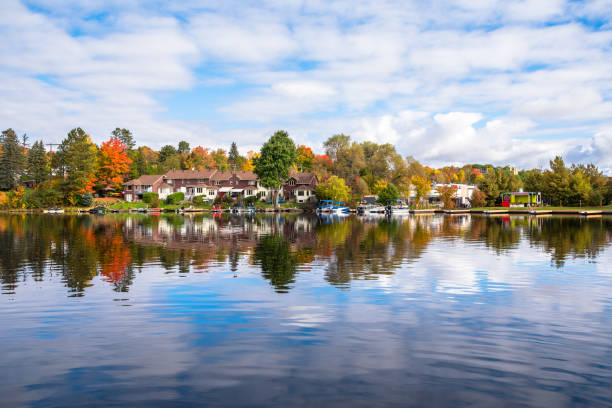istock Lakeside terraced houses among autumn trees 1390918401