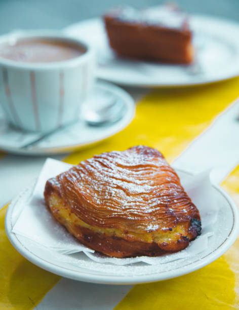 istock Typical italian pastry from Naples 1390980044