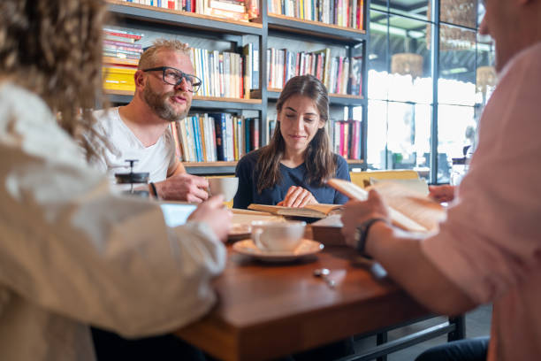 istock Book Club Meeting 1390989371