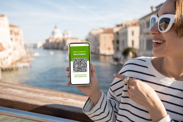 istock Woman with vaccination certificate while traveling in Italy 1391067874