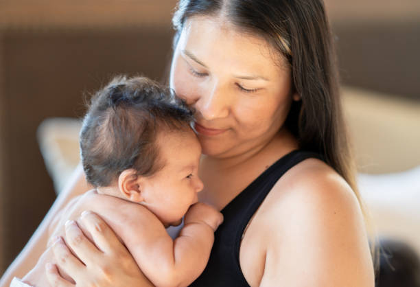 istock Native American Mother and Her Baby 1391081171