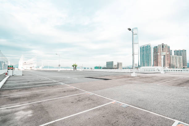 istock Empty floor with modern skyline and buildings in Hong Kong 1391081469