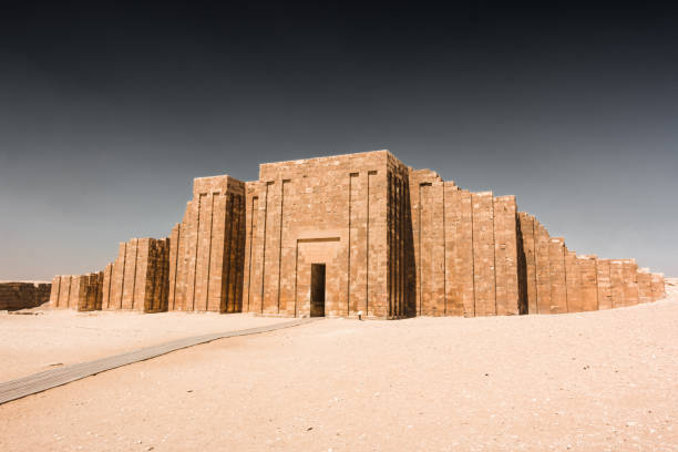 necropoli di saqqara, egitto - saqqara foto e immagini stock