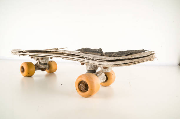 istock Vintage Style Concued Skateboard 1391119532
