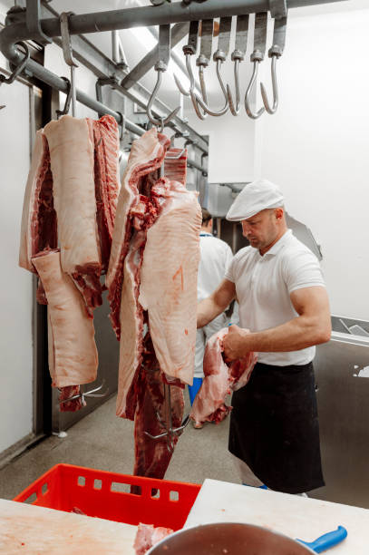 istock Working in the slaughterhouse 1391126138