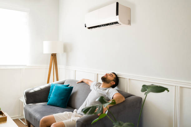 istock Relaxing after turning on the ac 1391233542
