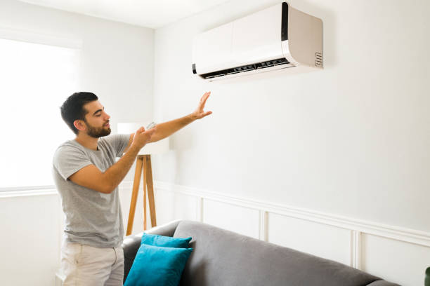 istock Cooling down at home with the ac on 1391233600