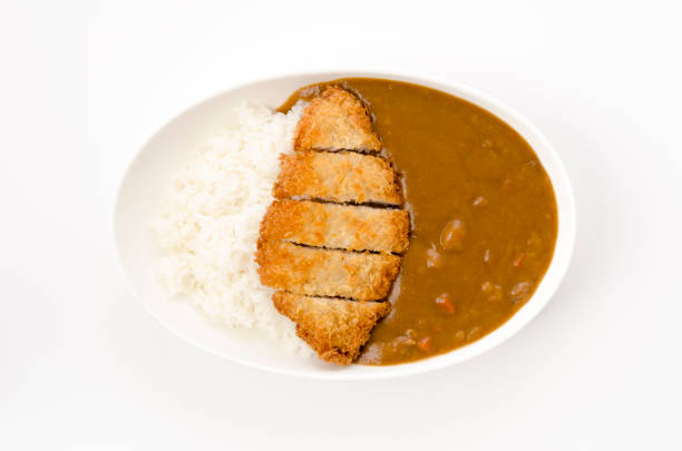 curry giapponese, katsu-curry, riso al curry con cotoletta di maiale - tonkatsu foto e immagini stock