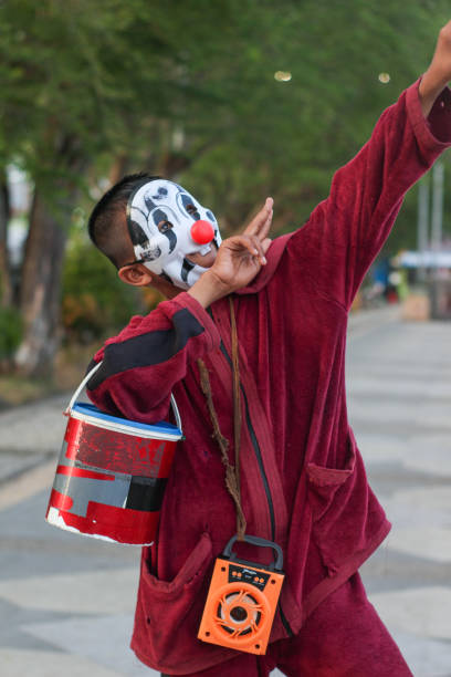 beggar street clown