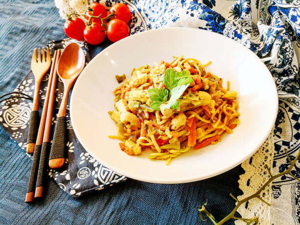 istock Curry noodle and cocoa sauce 1391357206