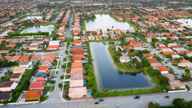 istock View of Kendale Lakes in Miami-Dade County 1391364730