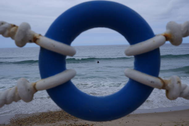 istock Circumference ornament in the sea 1391372296