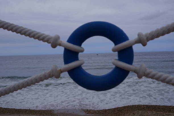 istock Circumference ornament in the sea 1391372298