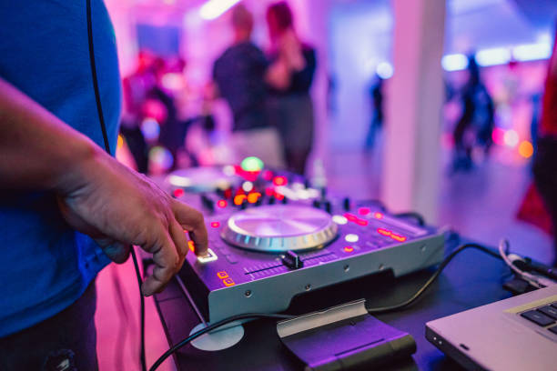 istock Dj Playing Music At The Party 1391408231