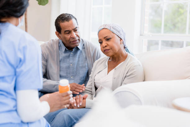 istock Elderly woman is concerned 1391464168