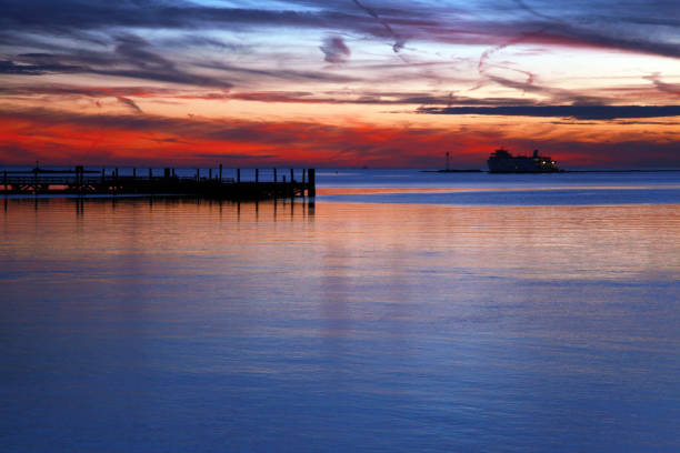 istock An unusual sunset reflected from the sea where the ship is located 1391536095