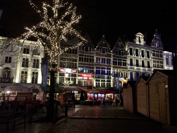 istock Belgium- Antwerp - Anvers - Grote Markt place 1391566995