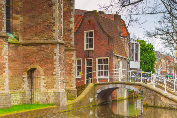 istock Canal in Delft, Netherlands 1391567316