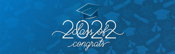 illustrazioni stock, clip art, cartoni animati e icone di tendenza di laurea background congratulazioni laureati 2022 classe di, segno bianco per la festa di laurea. congratulazioni banner illustrazione vettoriale. tipografia saluto, invito con diplomi, cappello, lettering - wisdom university single word student