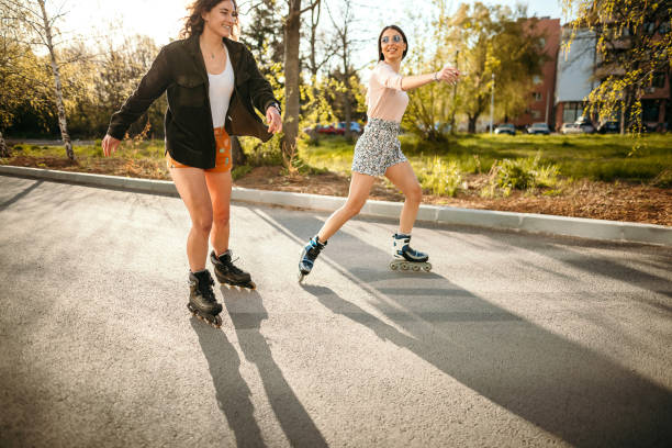 istock Young women skating on a sunny day 1391648702
