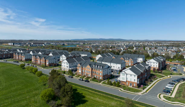 Ashburn, Virginia Townhomes Aerial view of Townhomes in Ashburn, Virginia. ashburn virginia stock pictures, royalty-free photos & images