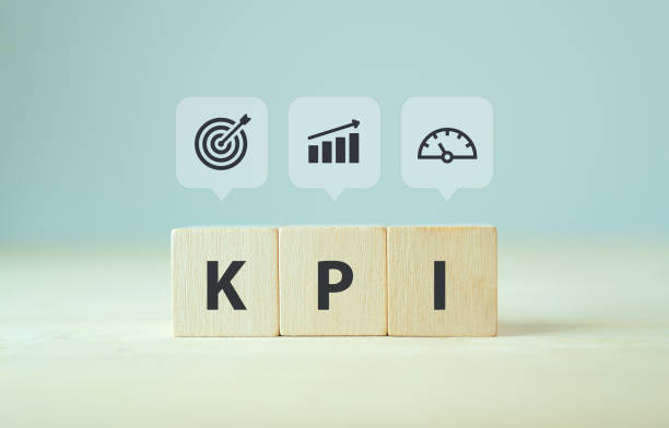 istock Banner KPI concept. Key Performance Indicator using business intelligence metrics to measure achievement versus planned target.  Wooden cubes with 