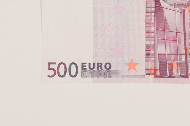 istock Euro Banknote Cash 1391801604