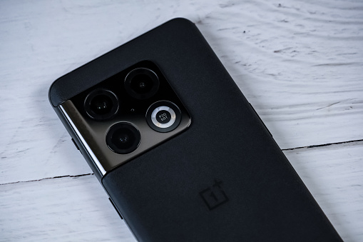 OnePlus 10 Pro in volcanic black color after being purchased on launch date