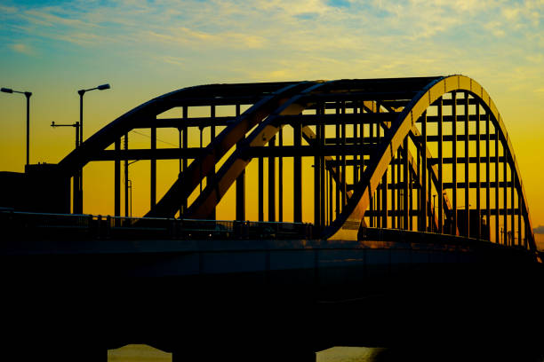 istock Tama water supply bridge and dusk 1391898470